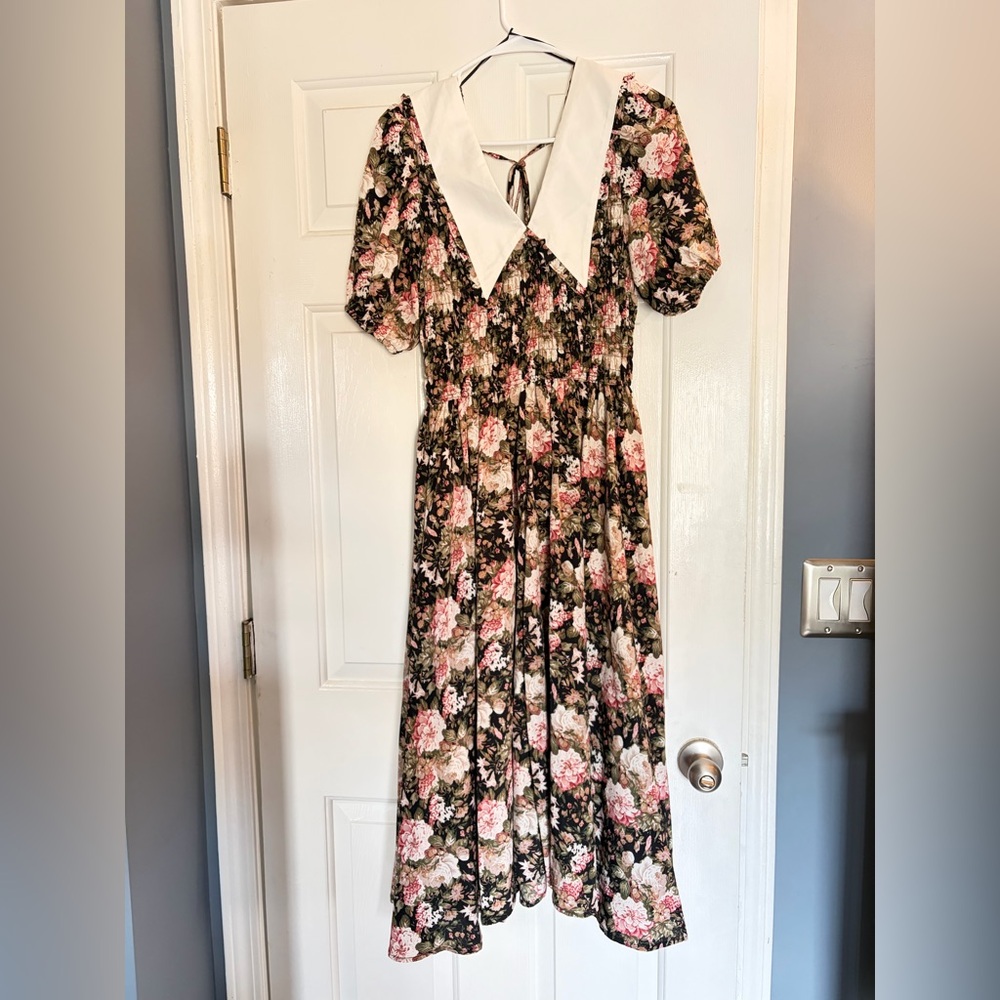 Dressed in LALA Black Floral Maxi Dress with White Collar